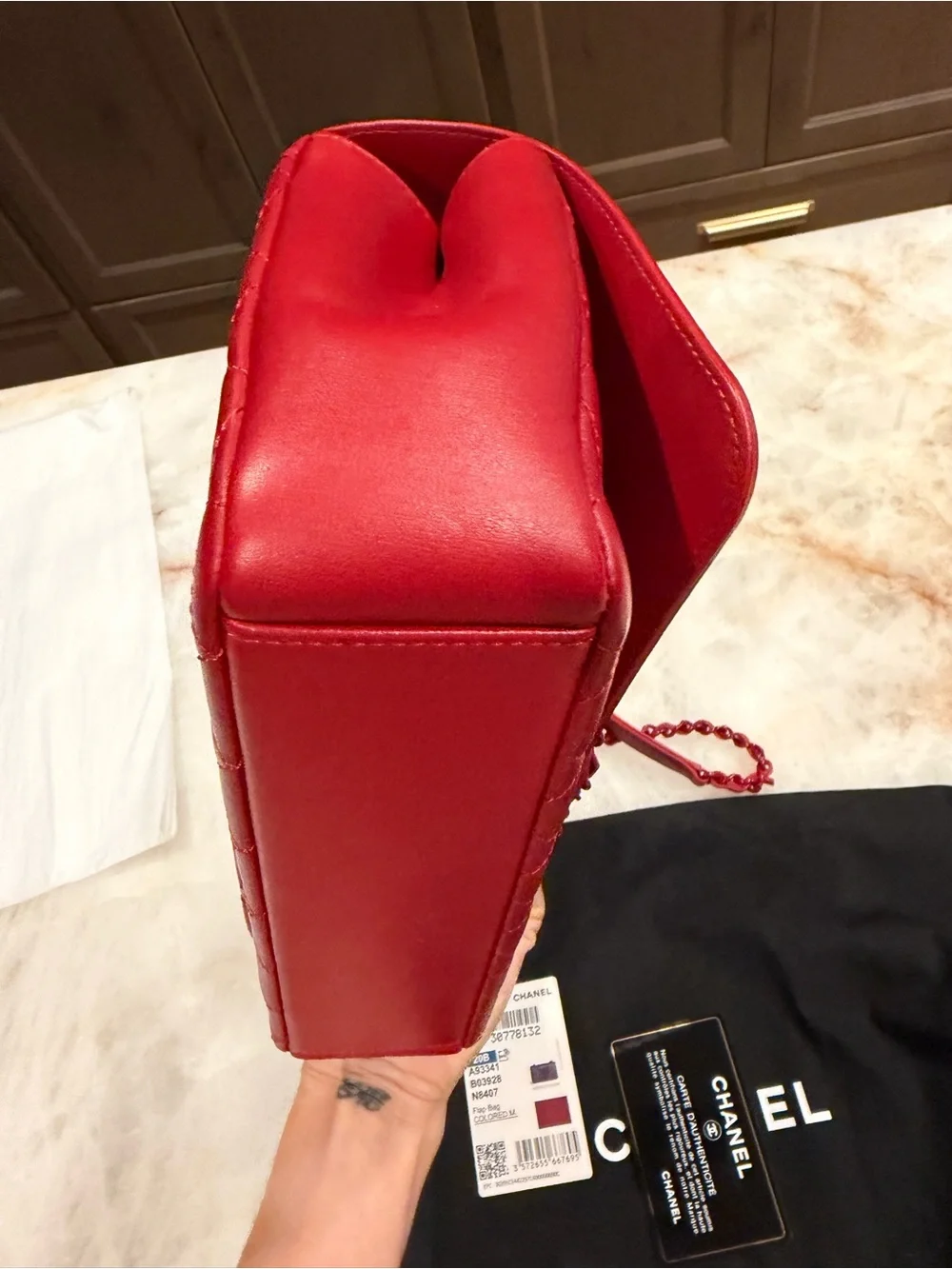 CHANEL elegant red